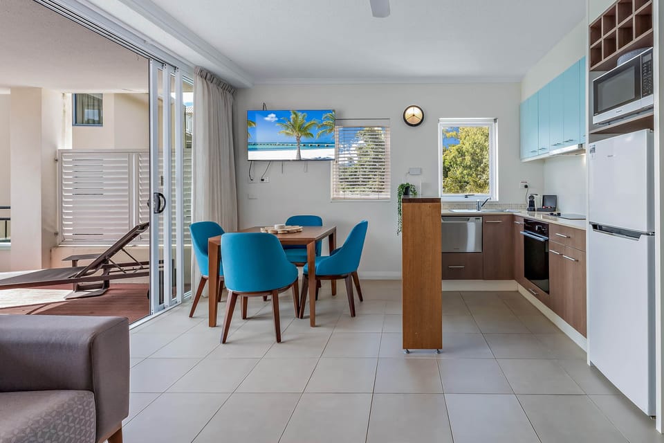 Dining area / Kitchen