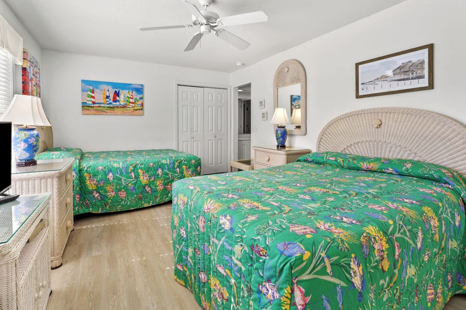Condo, Multiple Beds, Hot Tub (Shorehaven 16B) | 2 bedrooms, individually decorated, individually furnished, bed sheets