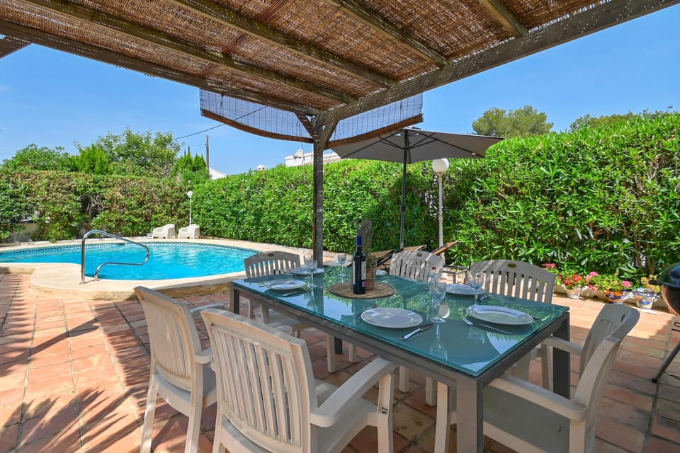Outdoor dining area
