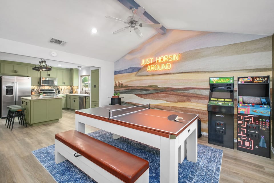 Game on! Challenge your crew to a round of ping pong, shoot some pool, or hit the arcade games—there's nonstop fun waiting in the game area.