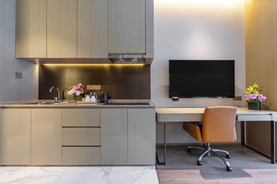 Classic Double Room | Private kitchen | Mini-fridge, microwave, cleaning supplies