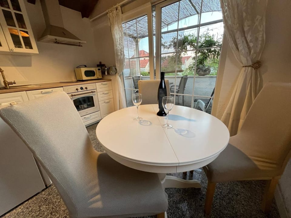 Apartment, 1 Bedroom, Smoking, Balcony | Private kitchen