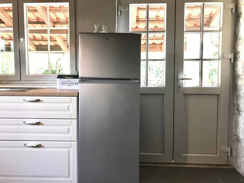 Apartment, 1 Bedroom, Smoking, Balcony | Private kitchen