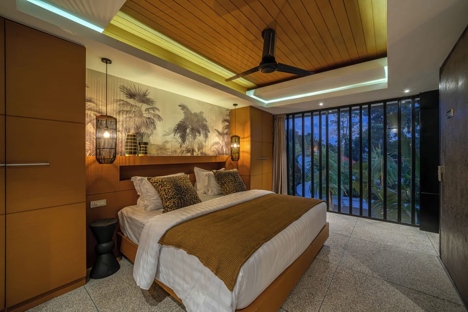 Luxury Villa, 6 Bedrooms, Private Pool, Poolside | In-room safe, individually decorated, individually furnished, free WiFi