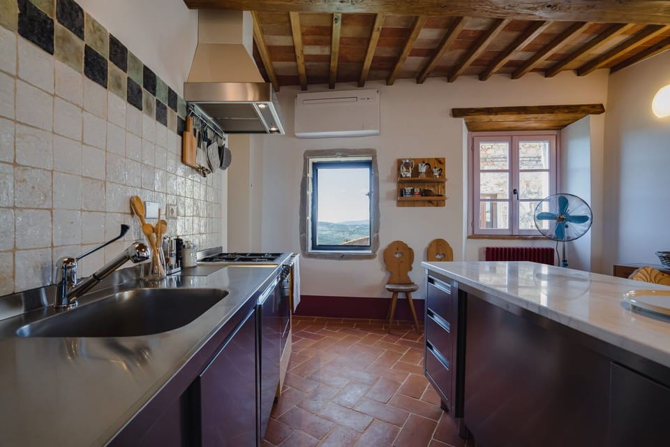 Autumn, Kitchen, Spring, Summer