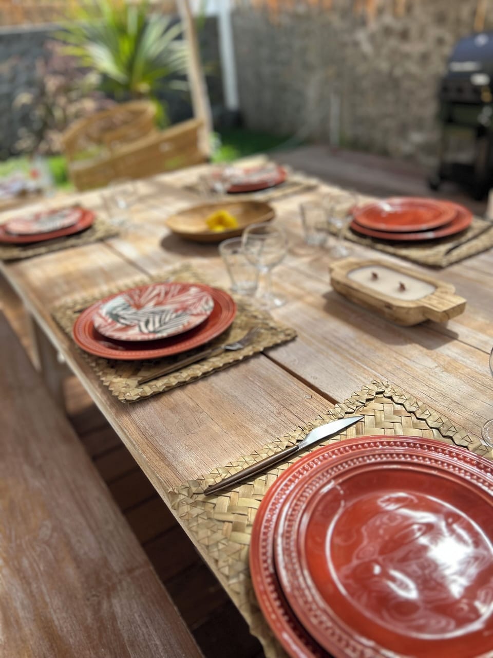 Outdoor dining