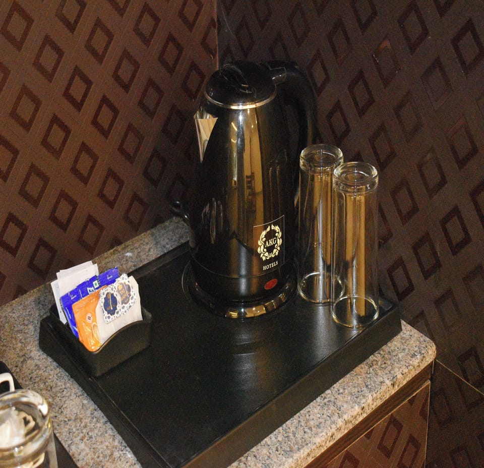 Superior Suite | Egyptian cotton sheets, premium bedding, free WiFi