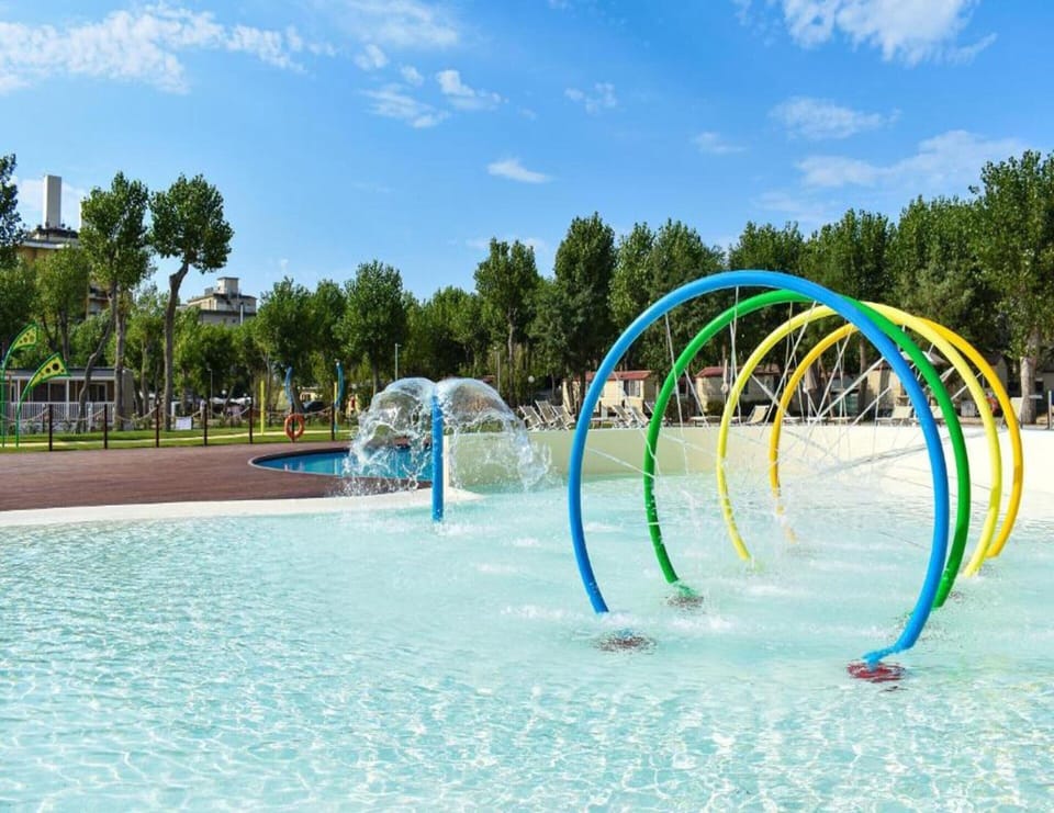 Mobile Home | Pool | Outdoor pool