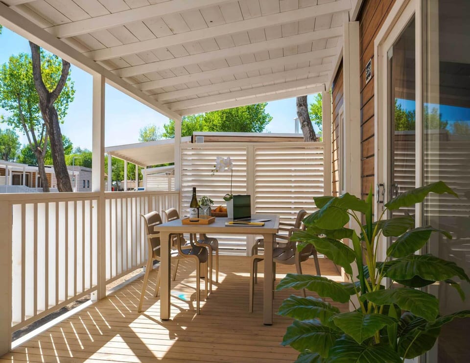 Mobile Home | Balcony