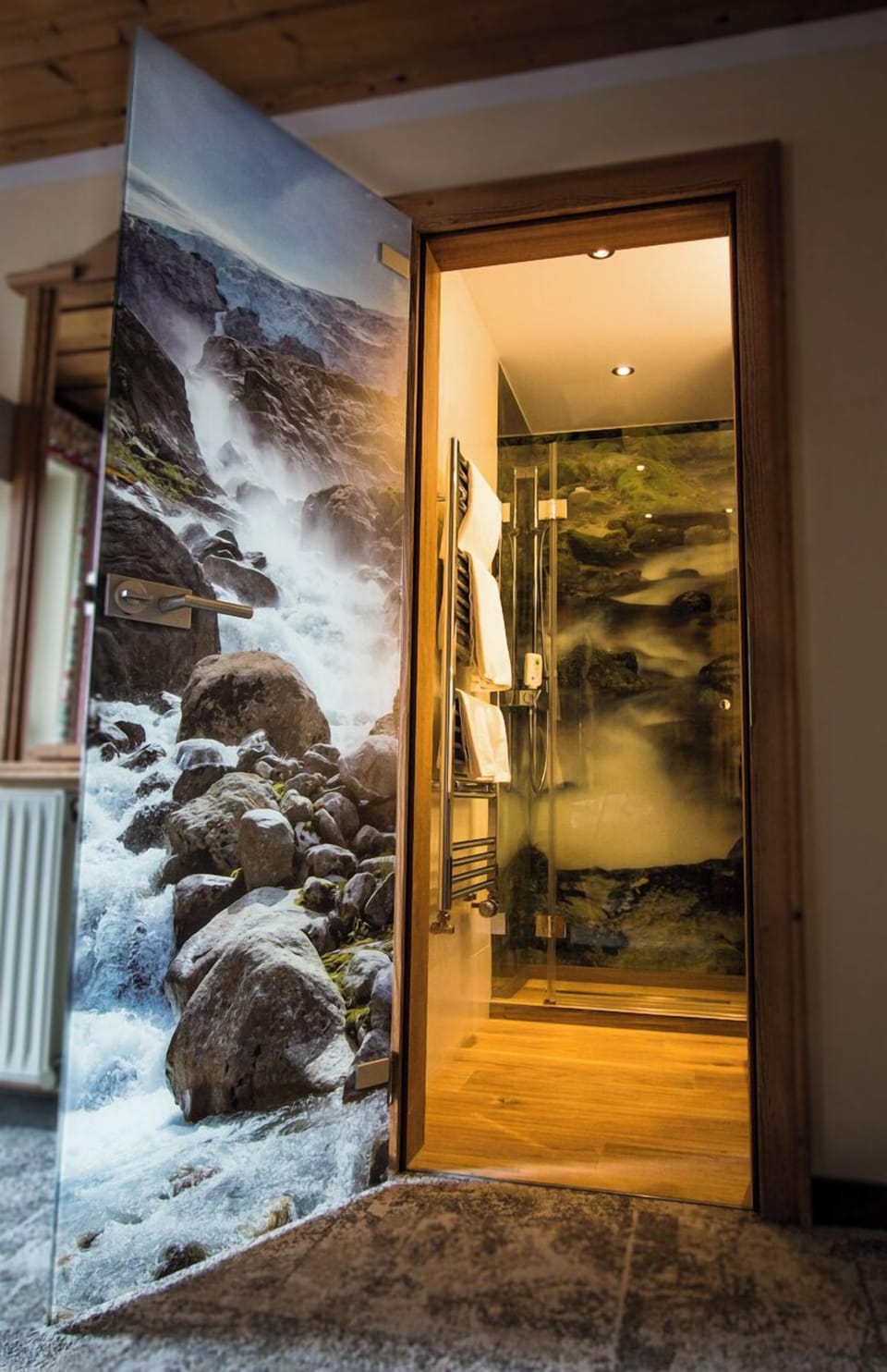 Comfort Double Room, Balcony, Mountain View | Bathroom | Free toiletries, hair dryer, slippers, towels