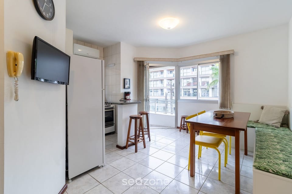 Basic Apartment | Interior