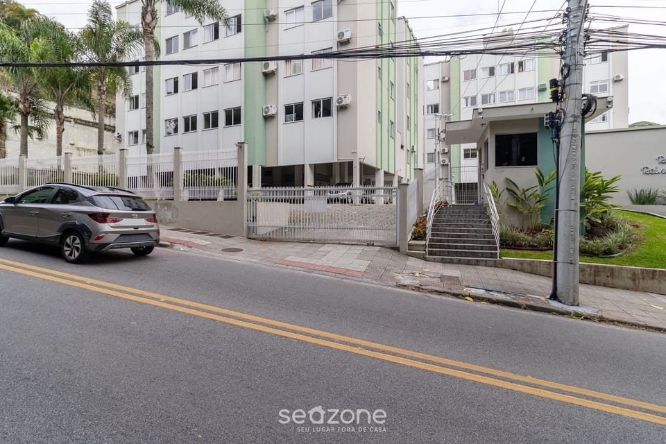 Basic Apartment | Exterior