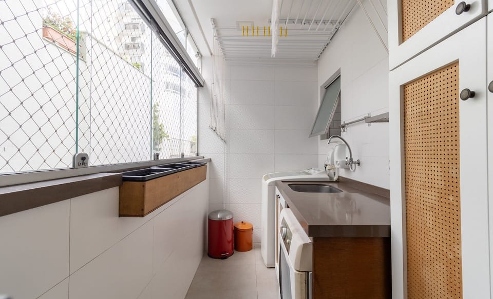 Basic Apartment | Private kitchen | Cookware/dishes/utensils
