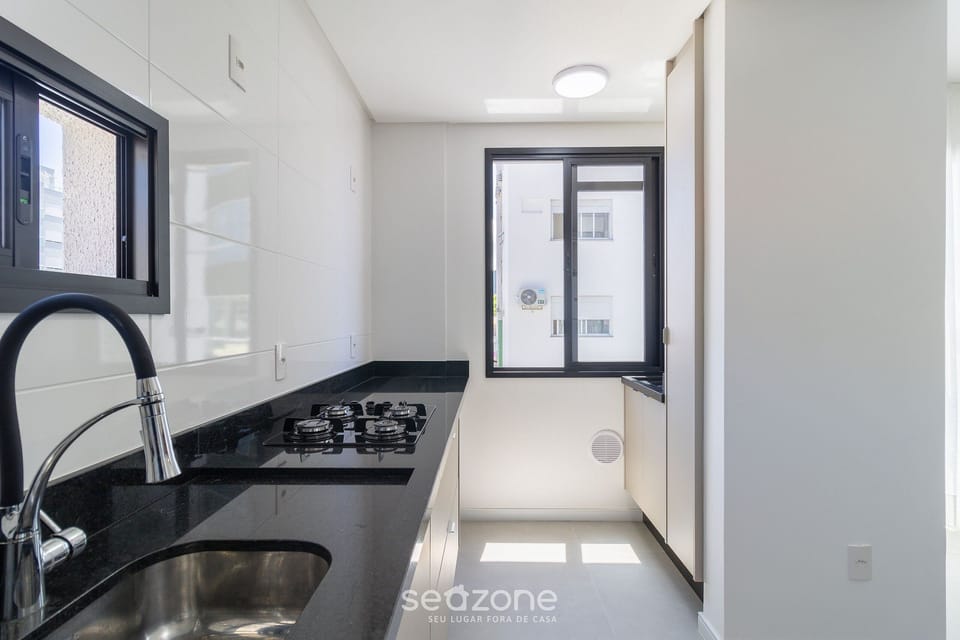 Basic Apartment | Private kitchen | Cookware/dishes/utensils