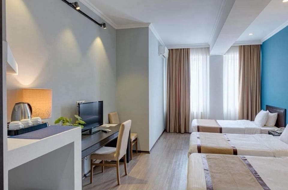 Standard Quadruple Room | Free WiFi, bed sheets