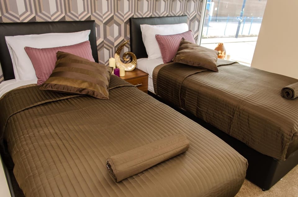 Free WiFi, bed sheets