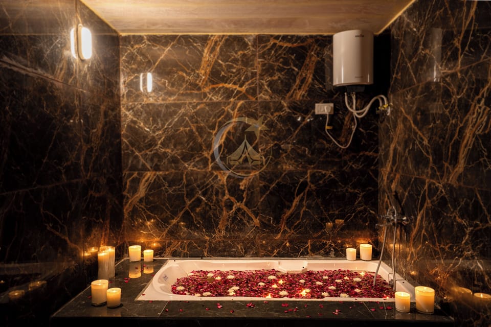 Premium Tent, 1 Bedroom, Pool View | Bathroom | Hydromassage showerhead, free toiletries, slippers, bidet