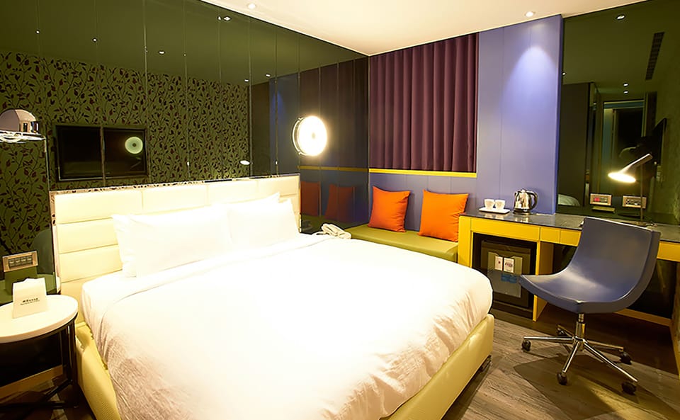 Standard Double Room | In-room safe, desk, iron/ironing board, free WiFi