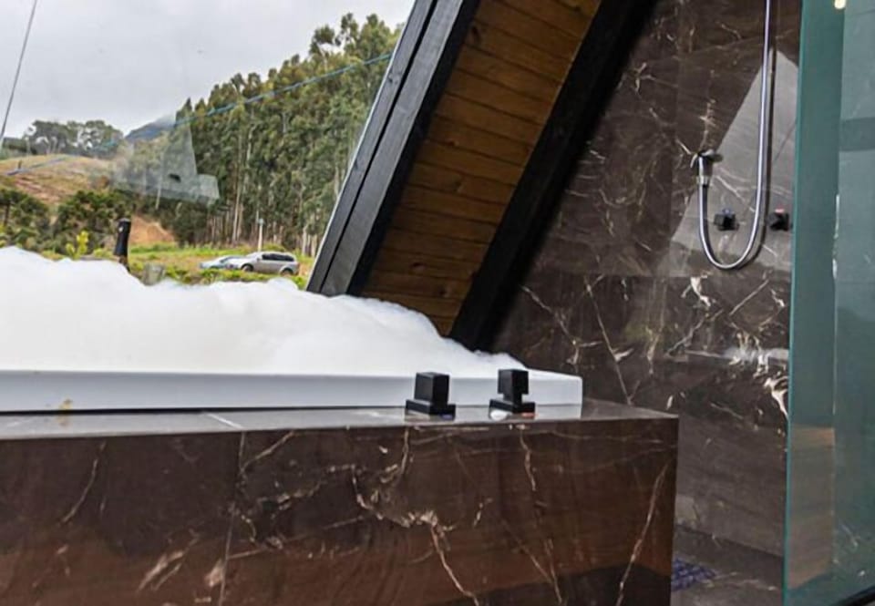 Private spa tub