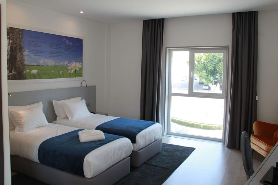 1 bedroom, premium bedding, down comforters, pillowtop beds