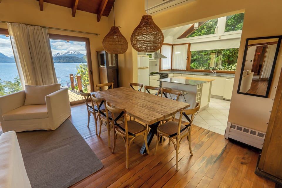 House, Lake View | Dining room