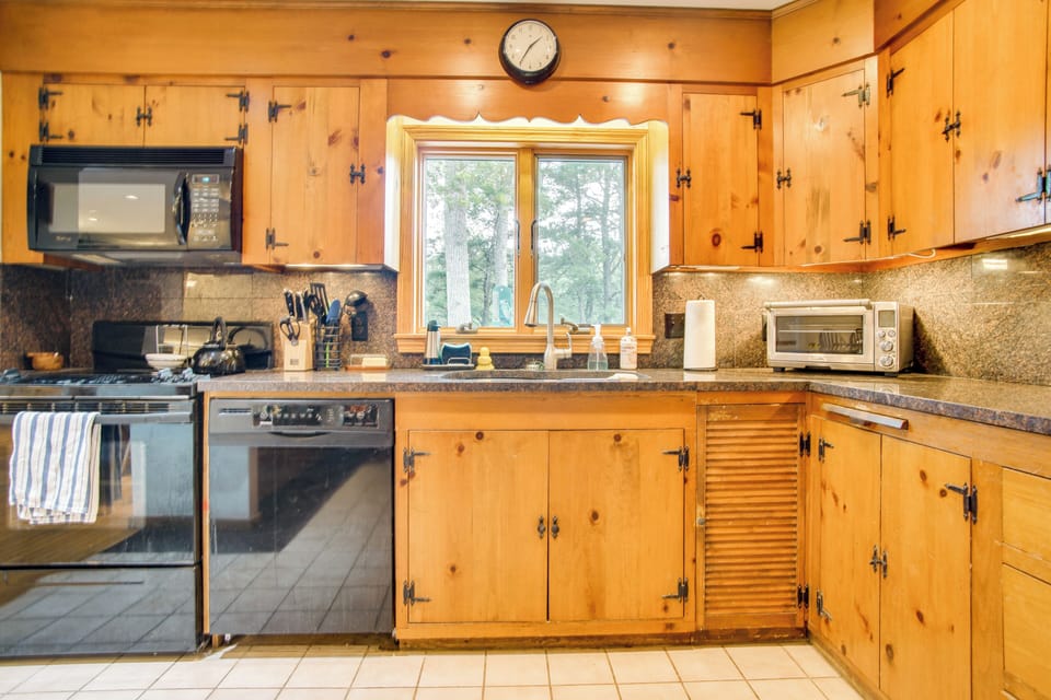 Kitchen | Refrigerator | Drip Coffee Maker