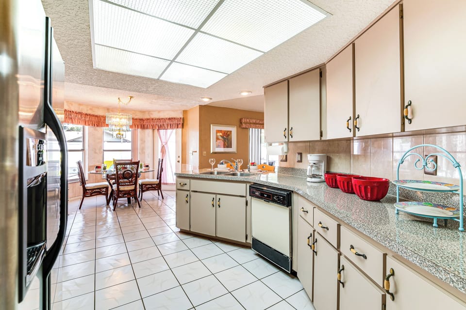 Kitchen | Dishwasher