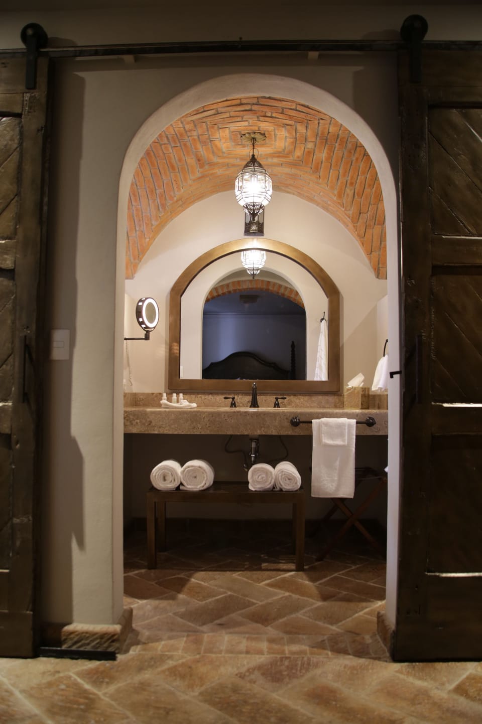 Deluxe Room | Bathroom | Shower, designer toiletries, hair dryer, bathrobes