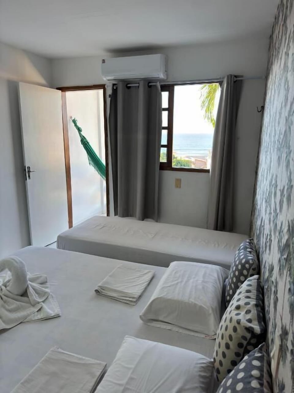 Superior Triple Room, Partial Sea View | Free WiFi