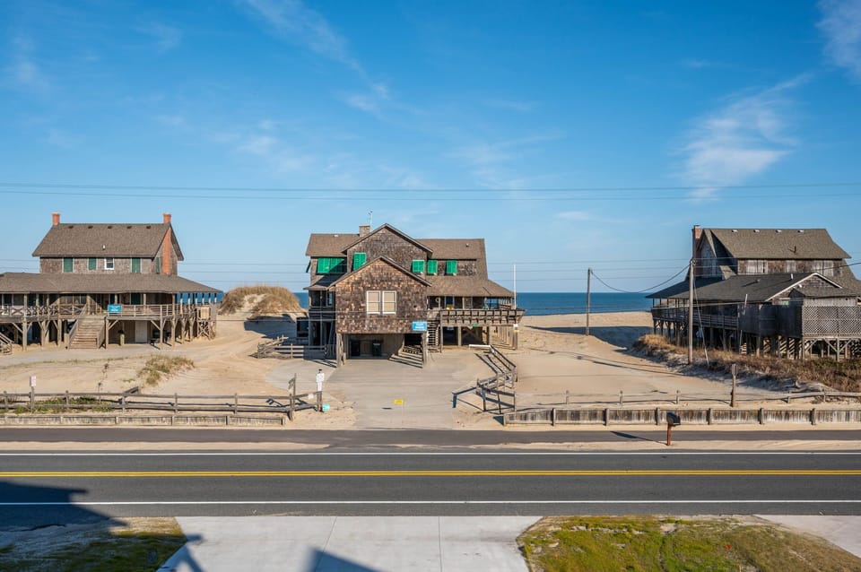 NH369: Nags Head 369 | ML Covered Deck