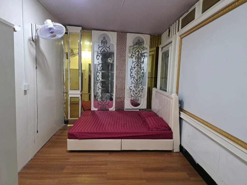 Economy Double Room | Free WiFi