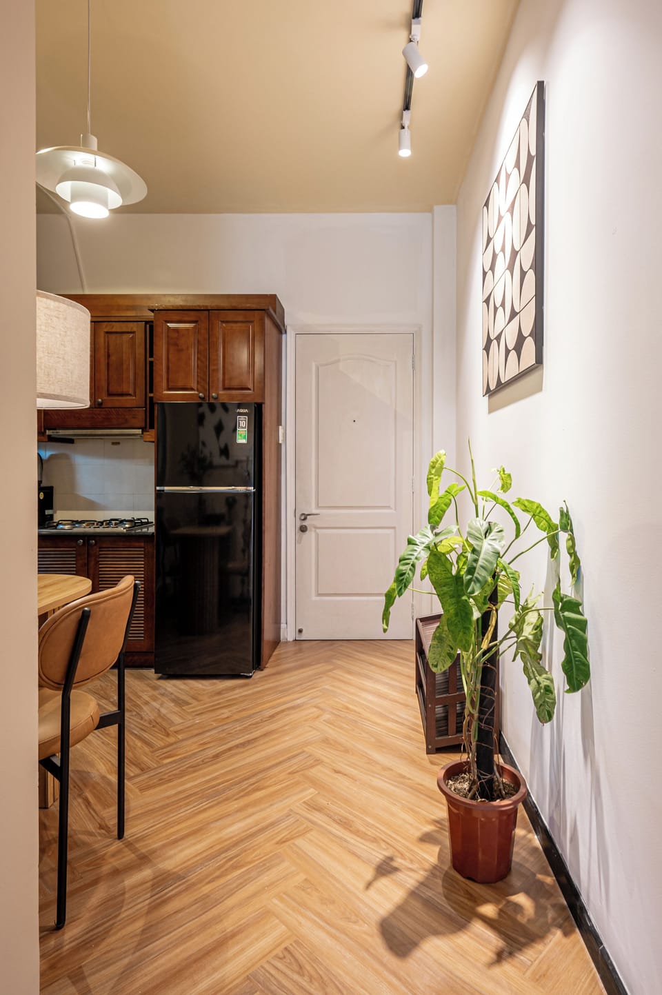 Deluxe Suite, City View | Premium bedding, down comforters, memory foam beds, blackout drapes