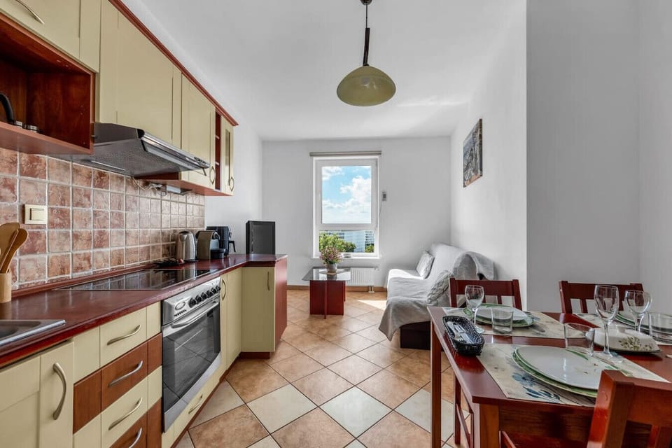 52 m2 Apartment Perfect for 5 | Book Now with RENTUJEMY.COM