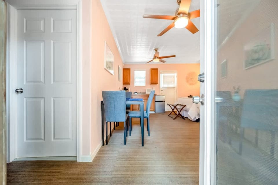 House | 1 bedroom