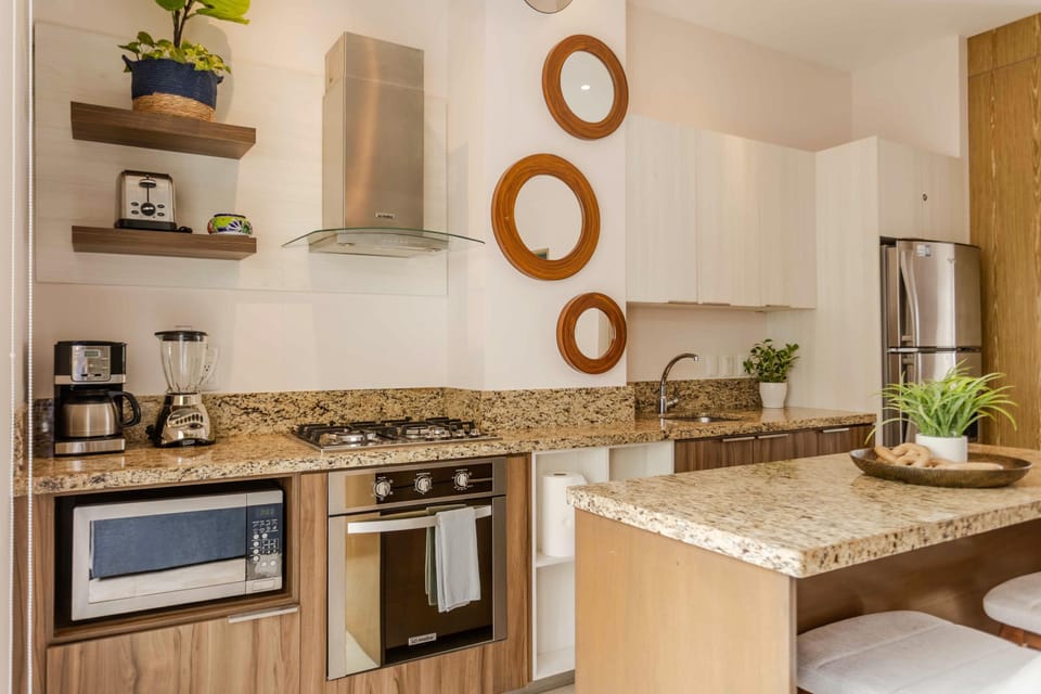 Condo - Image 12