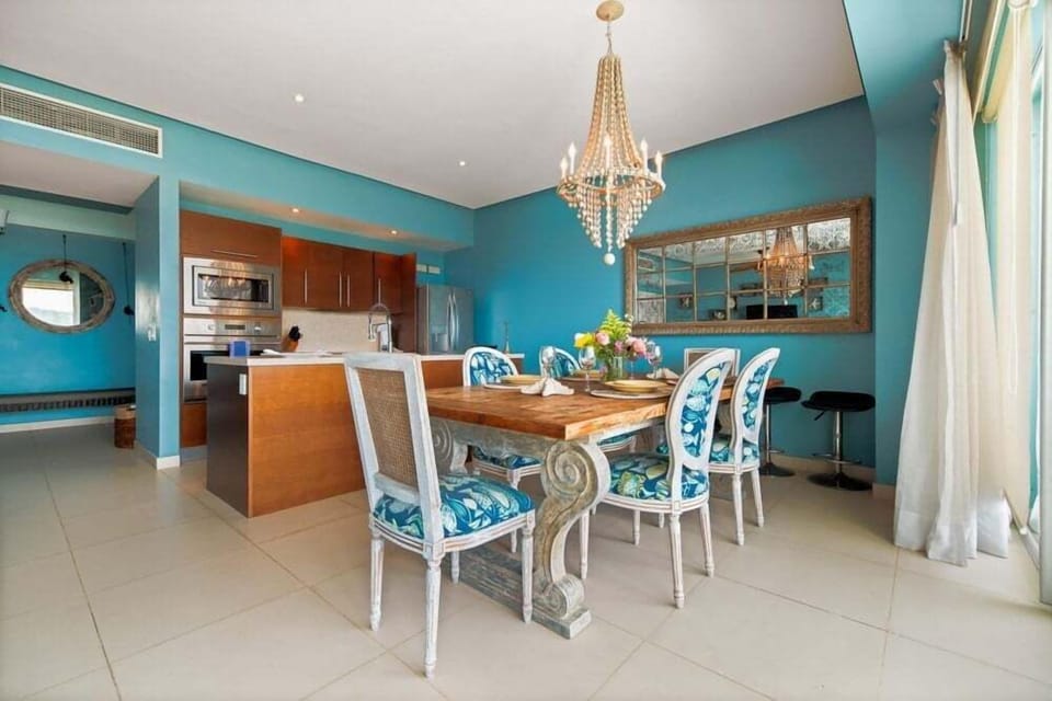 05.Dining table