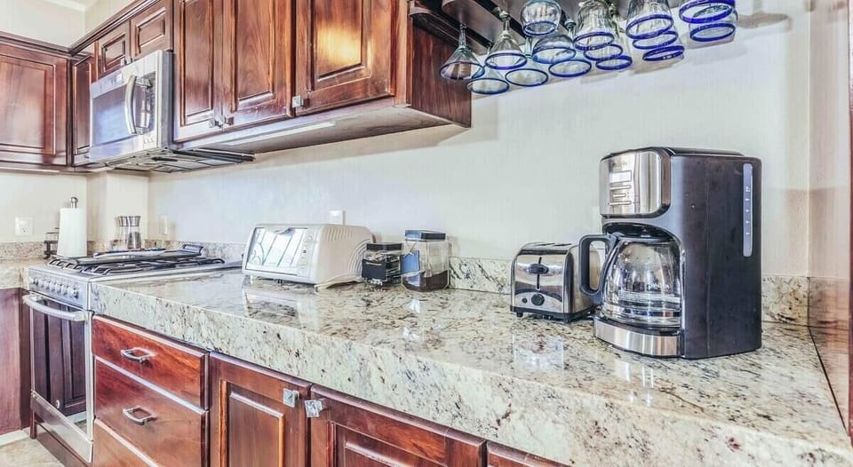 10. Kitchen