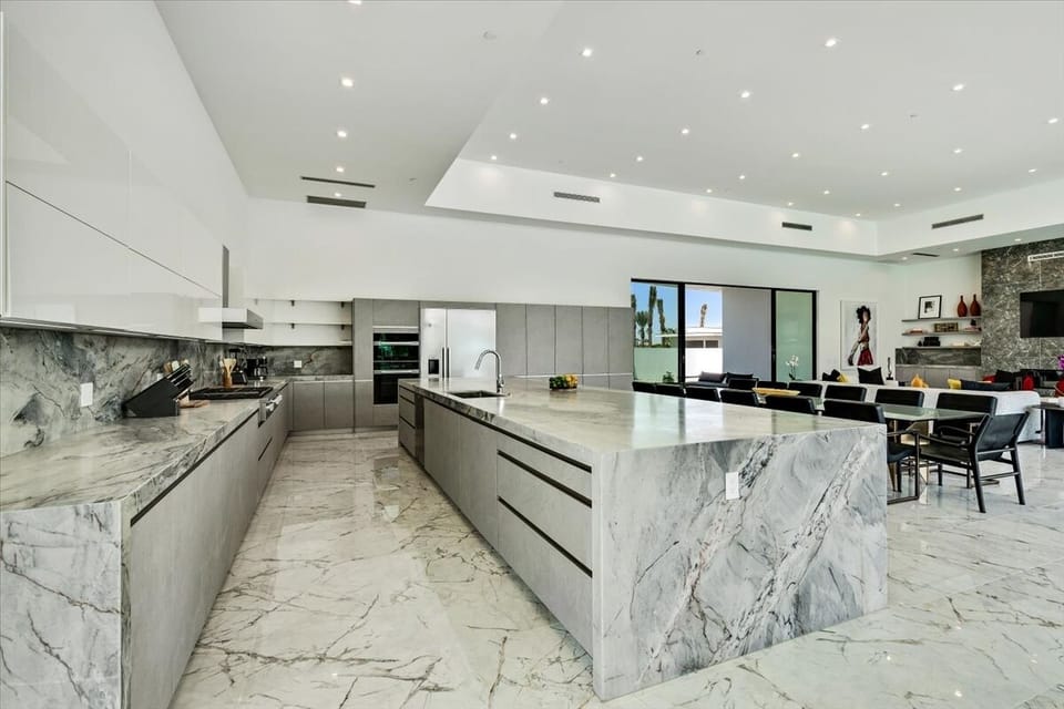 Fully stocked kitchen.
