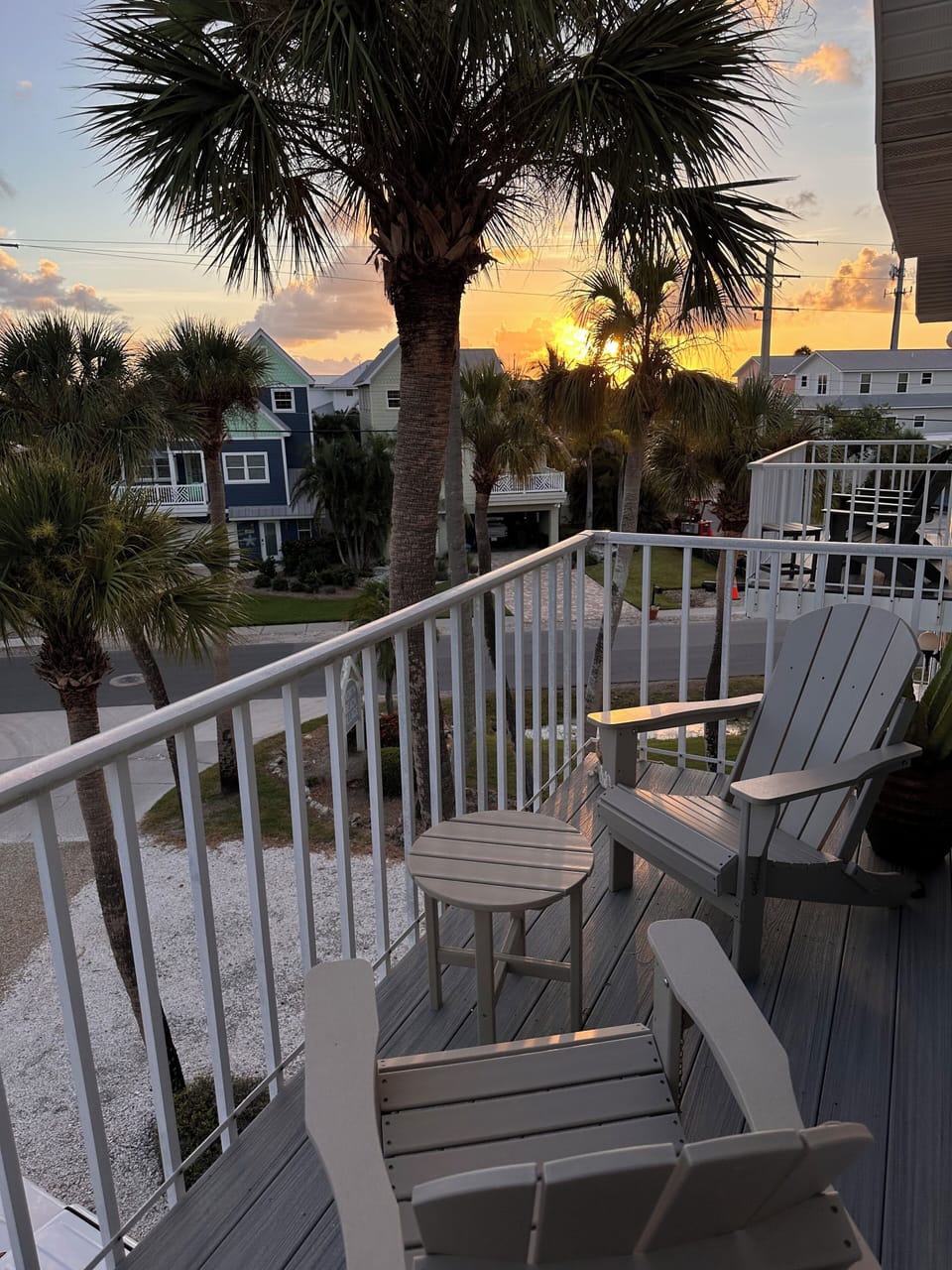 Suite’s private balcony sunrise views