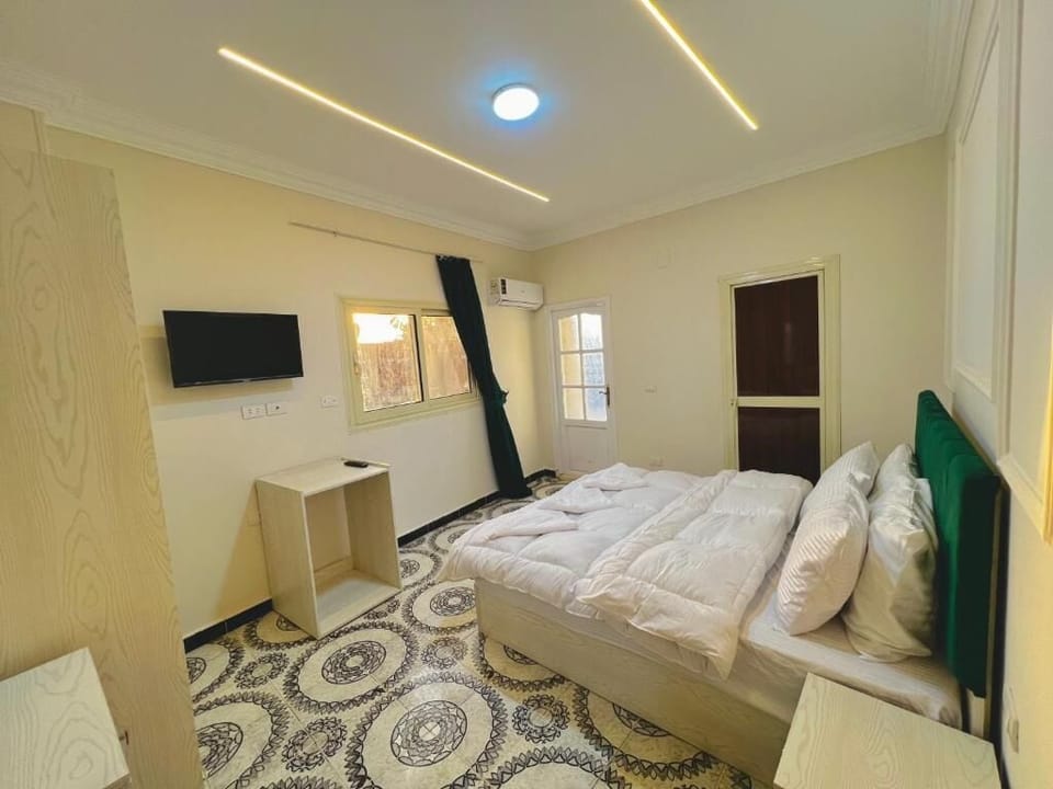 Double Room, Balcony, Desert View | WiFi (free)