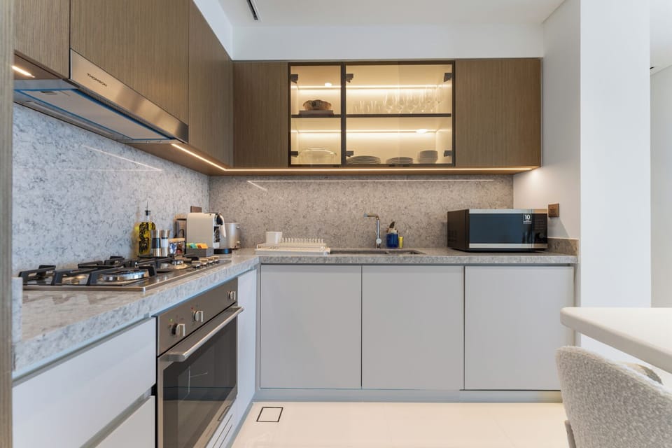 Luxury Apartment, 2 Bedrooms, Non Smoking, Sea View | Private kitchen