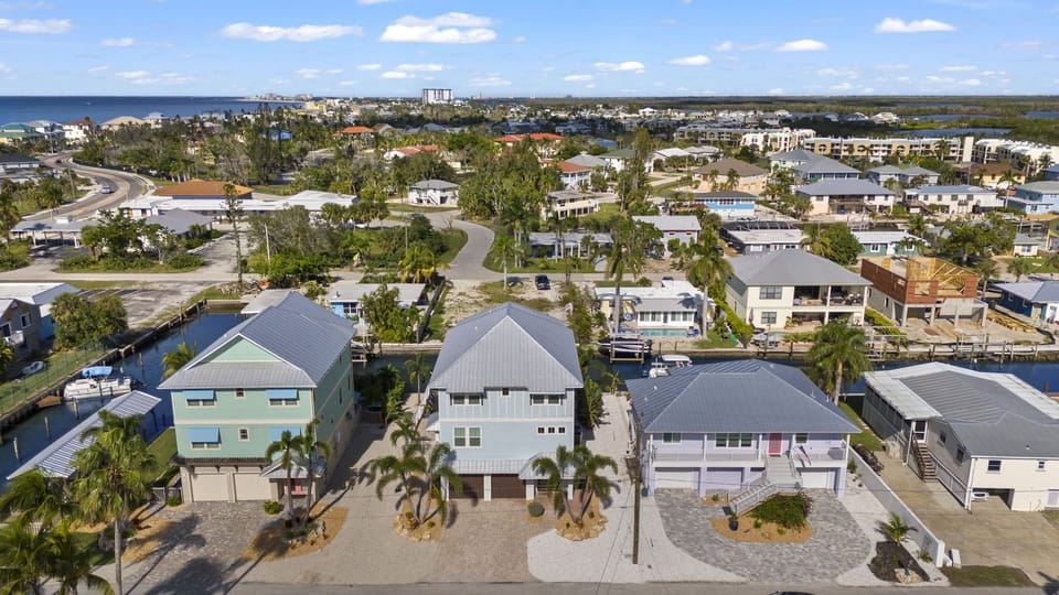 House, 5 Bedrooms | Aerial view