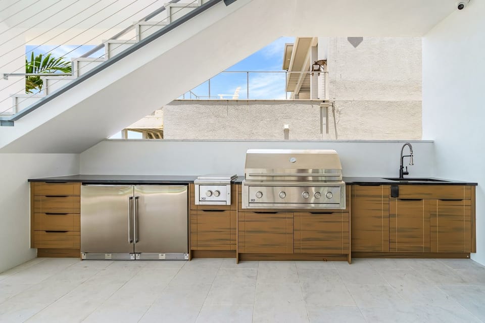 House, 6 Bedrooms | Private kitchen | Coffee/tea maker, fridge, oven, toaster