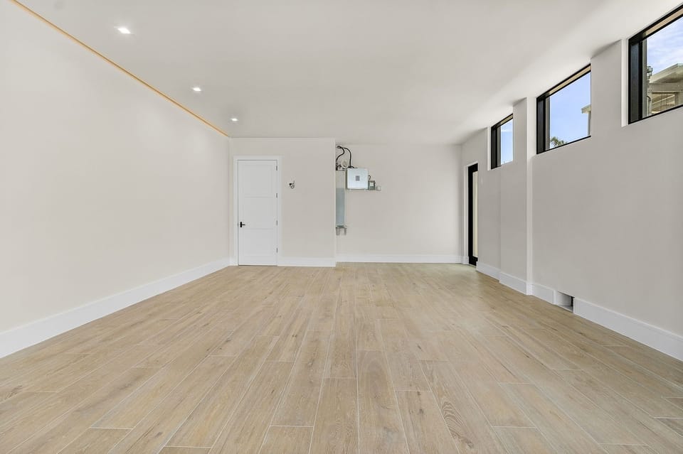House, 6 Bedrooms | Interior