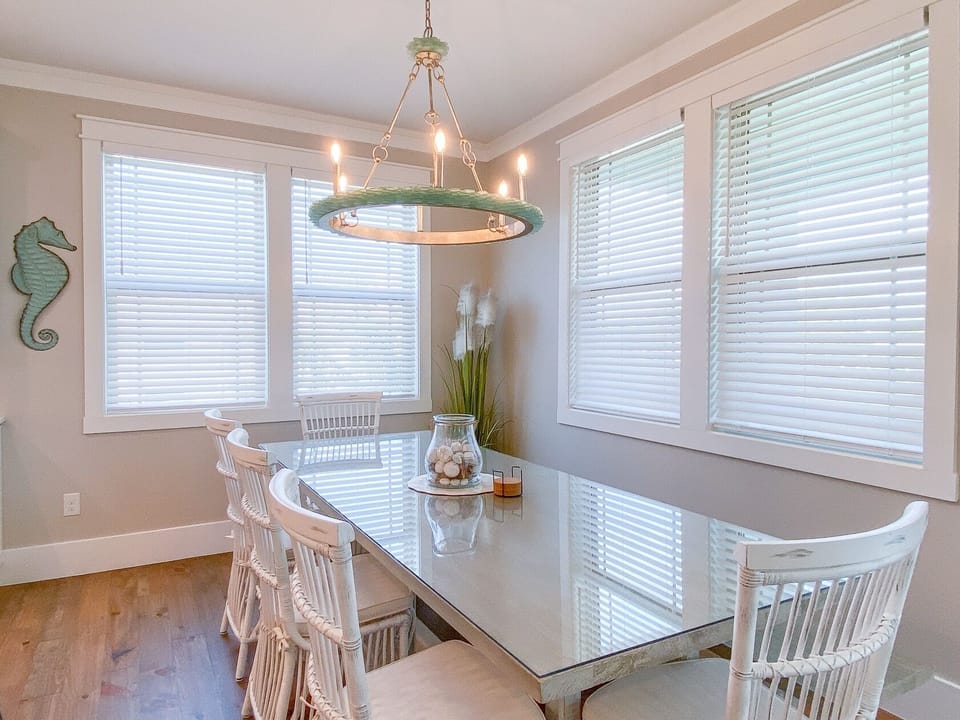 House, 5 Bedrooms | Dining