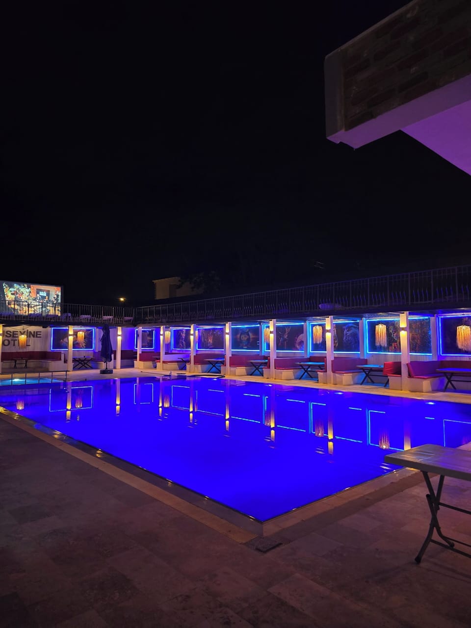 Seasonal outdoor pool