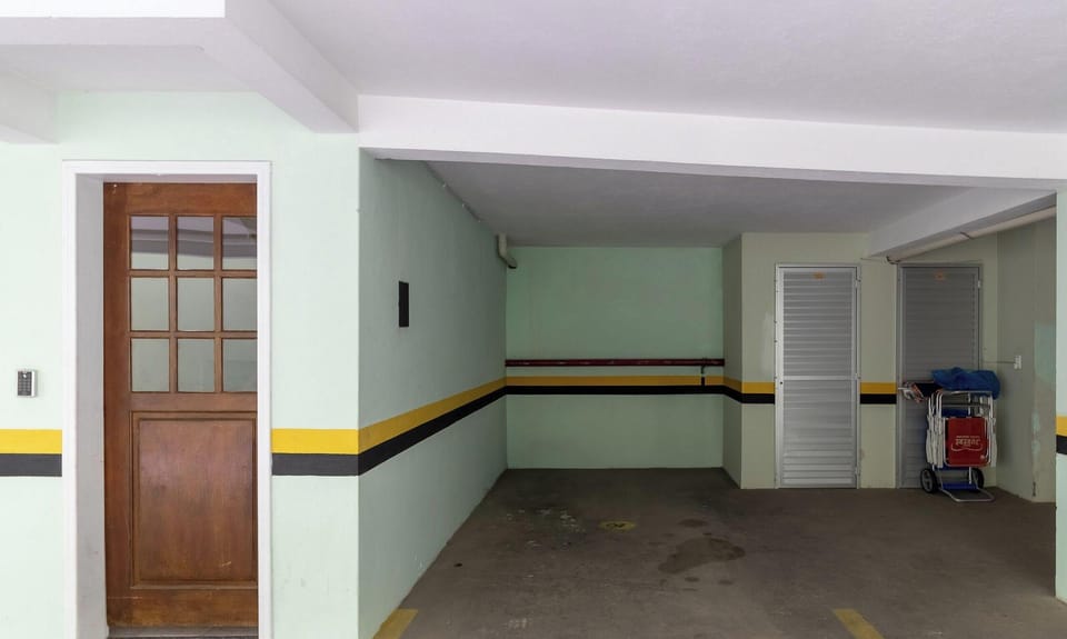 Basic Apartment | Property grounds