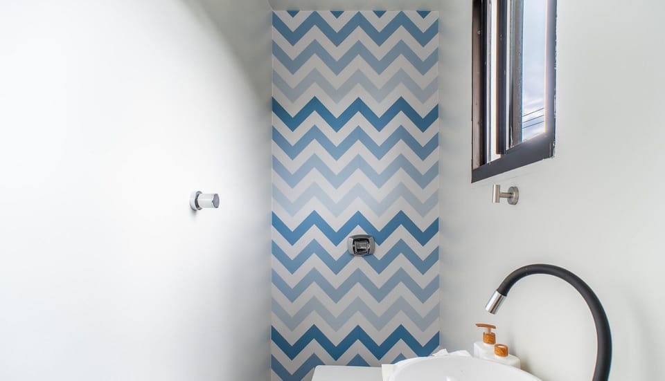 Basic Apartment | Bathroom