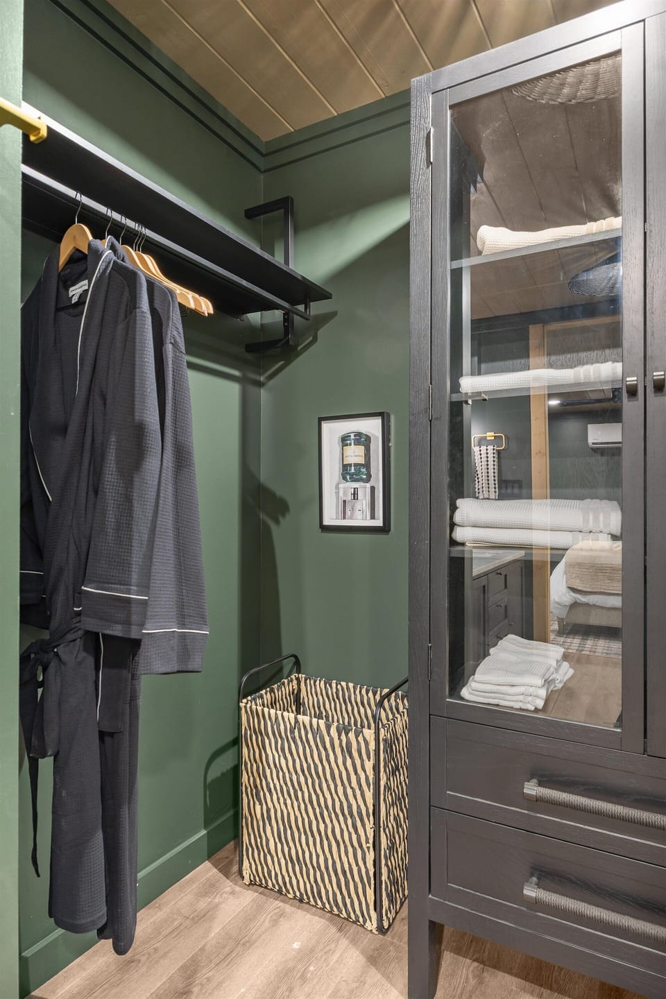 58-101 S Babcock St-204