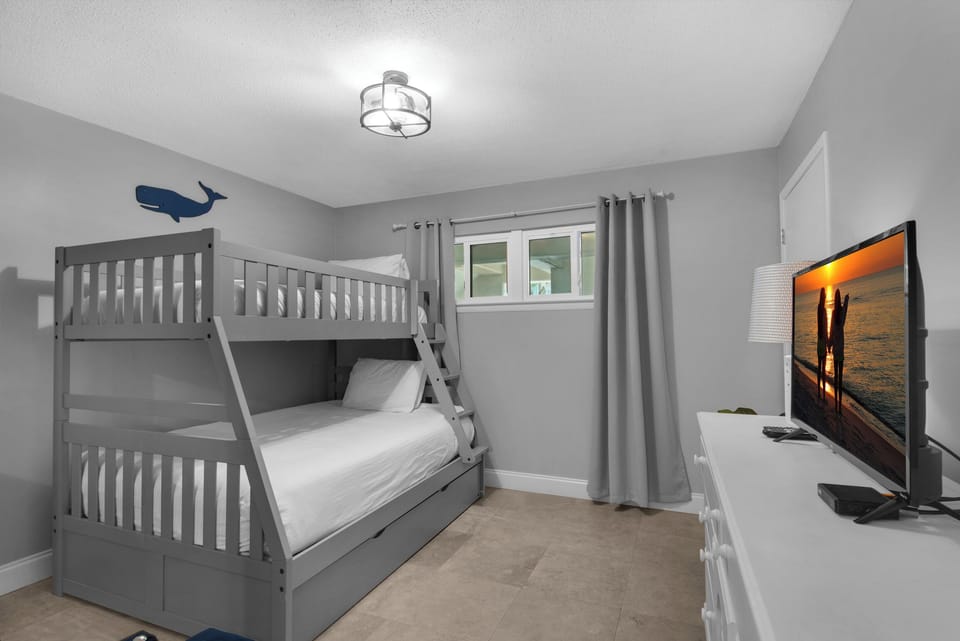 Bunk room